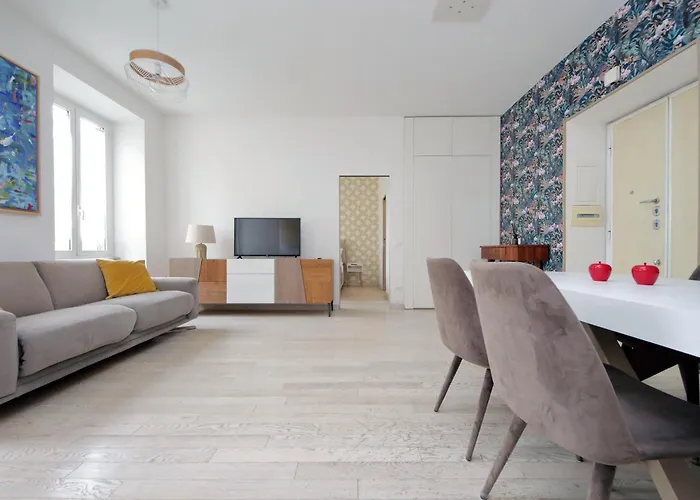 Appartamento Bright Near Metro & Airport Trains